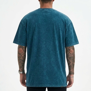 Fournisseur de T-shirts pour hommes en coton doux, coupe ample et oversize, effet délavé, style urbain décontracté, vente en gros - Product Image 2