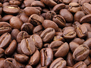 กาแฟโรบัสต้าบดพรีเมียม รสคาราเมล หอมหวานอ่อนๆ  ผสมคาเฟอีน  นำเข้าจากเวียดนาม  แบบ OEM/ODM ราคาดีที่สุด บรรจุซิปล็อค - Product Image 4