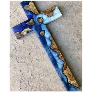 Cruz de Resina y Madera para Oración y Devoción Cristiana, Artesanía de Resina para la Mejora Espiritual - Product Image 3