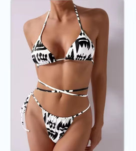 Conjunto de Bikini de Dos Piezas Personalizado Premium para Mujer, Bikini Estampado Sexy y Cómodo, Traje de Baño Elegante para el Verano - Product Image 1