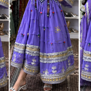 Vestido Afgano Bordado Morado para Niñas, Manga Larga con Dupatta, para Todas las Temporadas, Ropa Tradicional Pakistaní - Product Image 4