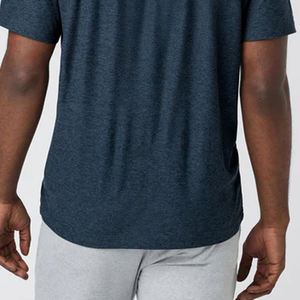 Camiseta de Hombre con Cuello Redondo y Hombros Caídos, con Diseño de Logotipo Personalizable, Material Transpirable y Ajustable para Pedidos al por Mayor a Precio Económico - Product Image 5