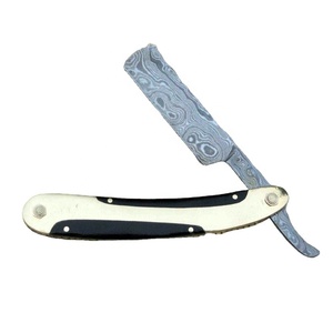 Navaja de Afeitar Profesional de Acero de Damasco, Plegable y Recta, con Mango de Madera para Afeitado en Húmedo y Cuidado Facial - Product Image 1