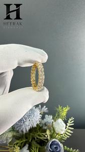 Anillo de Eternidad de Diamantes Cultivados en Laboratorio con Corte Redondo de Lujo, Oro Amarillo Certificado, Anillo de Boda para Mujer - Product Image 5