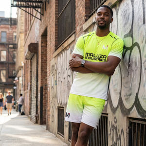 Conjunto completo de camiseta y pantalones cortos de fútbol sublimados personalizados, transpirables y que absorben la humedad, uniforme de fútbol para partidos profesionales - Product Image 6