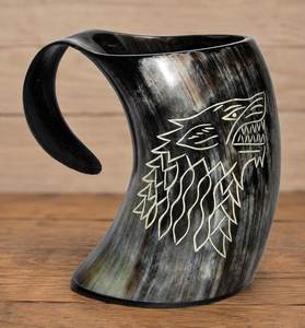 Jarra de Cuerno Natural con Asa, Cabeza de Lobo Vikinga Tallada, Jarra Medieval para Beber - Product Image 1