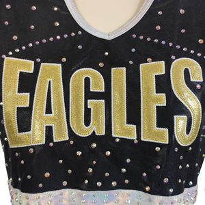 Uniforme de porristas para niños de poliéster y spandex con estampado por transferencia térmica, negro y dorado, para baile y espectáculos. - Product Image 4