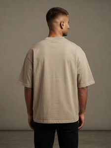 เสื้อยืดทรงบ็อกซี่ แขนเสื้อแบบดรอปโชว์เดอร์ หนัก 300GSM สำหรับผู้ชาย ผ้าฝ้ายเนื้อหนัก 100% เสื้อยืดโอเวอร์ไซส์ ผู้ชาย สวมใส่สบายๆ คอกลม - Product Image 2