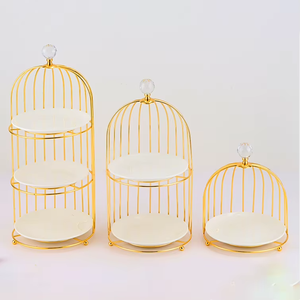 Moderno soporte decorativo de metal para pasteles con accesorios de platos de cerámica para mesas, ideal para hoteles, restaurantes y panaderías. - Product Image 1