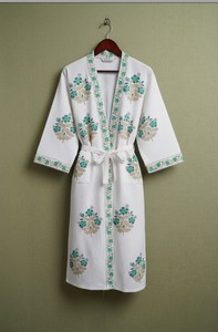 Wholesale 100% Premium Quality Eco-Friendly Hand Block Printed Cotton <b>Waffle</b> Spa Bath Robe High Water Absorbency Lace Premium - Product Image 2