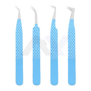 Pinzas Profesionales Color Verde Azulado para Extensiones de Pestañas, Agarre de Diamante, Acero Inoxidable, Punta de Fibra, Juego de 4 Piezas - Product Image 1