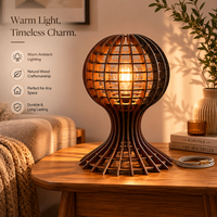 Lampe de table Globe haut de gamme en bois découpé au laser, éclairage décoratif |   Lampe sphérique en bois artisanale pour salon, chambre à coucher, bureau