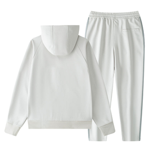 Chándal de poliéster al por mayor con chaqueta moderna de corte ajustado y pantalones deportivos, fábrica OEM, chándal de poliéster personalizado con etiqueta privada - Product Image 3