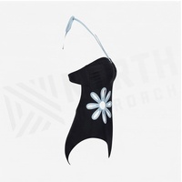Maillot de bain une pièce noir pour femme NORMA APPAREL avec appliques marguerites bleu clair, encolure halter, tissu extensible