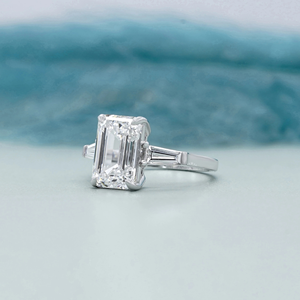 Anillo de Compromiso y Boda con Diamante Cultivado en Laboratorio, Corte Ovalado, 5.60 Quilates, Oro Amarillo de 14k, Certificado IGI, Joyería de Lujo para Regalo de Fiesta - Product Image 5