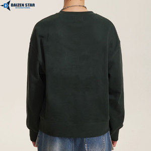 เสื้อสเวตเชิ้ตคอกลมคุณภาพสูงสำหรับผู้ชาย สวมใส่สบาย เหมาะสำหรับออกกำลังกาย พร้อมบริการสกรีนแบรนด์ตามสั่ง - Product Image 4