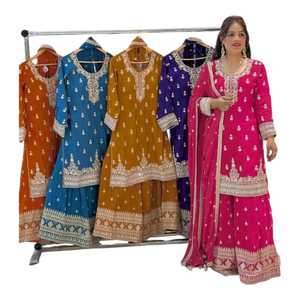 Ensemble Lehenga Choli brodé lourd avec travail de sequins, Lehenga de créateur pour mariée avec Dupatta, pour mariage et soirée - Product Image 1