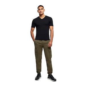 T-shirt décontracté pour homme, col rond, ajusté, en polyester/coton de haute qualité, design personnalisé OEM, respirant et à séchage rapide pour l'été - Product Image 3