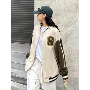 เสื้อแจ็คเก็ตบอมเบอร์ทรงวาร์ซิตี้แบบมินิมอล สีโทนเรียบง่าย ผิวสัมผัสนุ่มแบบริบบิ้น พร้อมเคลือบผิวแบบด้าน กันน้ำได้ - Product Image 5