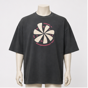 Camiseta Oversize de Estilo Urbano con Hombros Caídos, Estampado Botánico Hoja de Medianoche, 100% Algodón, Secado Rápido, Manga Corta, Moderna para la Noche - Product Image 1