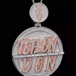 Colgante Redondo de Moissanita con Letra, Collar de Cristal Bicolor, Joyería Personalizada con Nombre, Regalo - Product Image 1