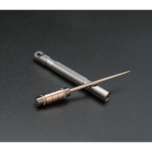 Stuzzicadenti Portatile in Lega di Titanio Argentato per Viaggi, EDC, Coltello e Strumento Riutilizzabili in Confezione Regalo (LA022) - Product Image 3