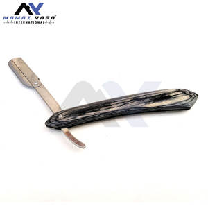 Navajas de Barbero de Acero de Damasco Hechas a Mano con Mango de Cuerno, Diseño Único y Artesanía Tradicional - Product Image 5