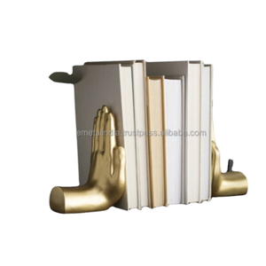 Sujetalibros de lujo en metal recubierto de oro con diseño antideslizante manual único para arreglos de libros modernos y artículos de decoración de escritorio elegantes - Product Image 1