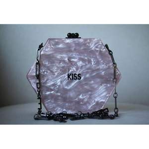 Pochette en résine cristalline faite à la main de qualité supérieure pour femmes, accessoire de mode en provenance d'Inde par RR ENTERPRISES - Product Image 5