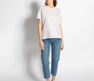 เสื้อยืดผู้หญิงดีไซน์ใหม่ขายดีที่สุด เป็นมิตรกับสิ่งแวดล้อม ผ้าฝ้าย 100% แขนสั้น แฟชั่นล่าสุด สวมใส่สบาย คุณภาพขายส่ง - Product Image 2