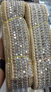 Ribete de encaje bordado con efecto espejo, dorado y plateado, para decoración de prendas nupciales, saris, blusas y manualidades. - Product Image 2