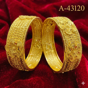Bracelet manchette plaqué or 24 carats pour femme A-43117, motif floral ajouré, bijou de mariage classique - Product Image 4