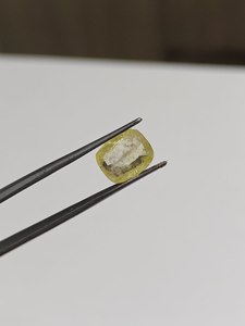 Zafiro amarillo de alta calidad de 6.45 ct con forma cuadrada para anillos y colgantes personalizados - Product Image 4
