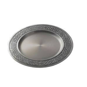 Assiette de service décorative en métal argenté avec bordure gravée pour la restauration, les hôtels et la cuisine - Product Image 6