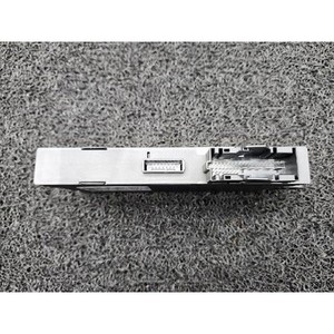 ECU และโมดูลคอมพิวเตอร์มือสองสำหรับรถยนต์ซีรีส์ 5 รุ่น 6135694383501 - Product Image 4