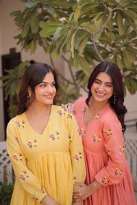 Traje Anarkali de Algodón con Bordado Étnico Indio para Bodas y Festivales, Salwar Kameez Elegante para Mujer - Product Image 6