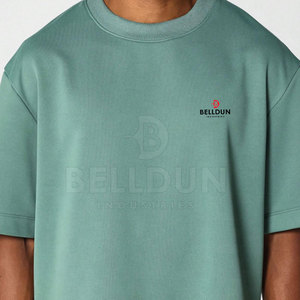 Camiseta Corta Oversize para Hombre, Tejido Ligero y Transpirable, Corte Moderno y Relajado para Uso Diario en Interiores y Exteriores - Product Image 3
