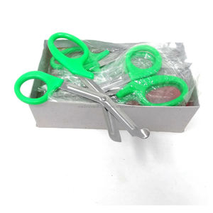 Ciseaux médicaux EMT en acier inoxydable à poignée verte, outils de coupe pour traumatismes, ciseaux de premiers secours les mieux notés pour infirmières - Product Image 4