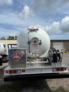 Camion tracteur diesel 6x4 haute fiabilité, véhicule utilitaire lourd pour le transport logistique de la chaîne d'approvisionnement - Product Image 3