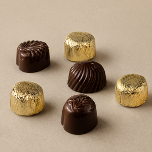 Floral Shaped Compound Dark <b>Chocolate</b> Confections Enclosed In Custom Gift Box For Corporate Gifts Supply - Product Image 6