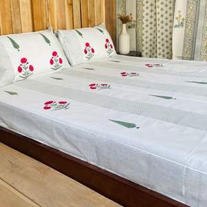 Juego de Sábanas con Estampado Artesanal Sanganeri de la India, Sábanas con Funda de Almohada - Product Image 1