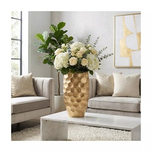 Vase contemporain Chrome Bloom à motif hexagonal, fait main, décoration de table, hauteur 39 cm - Product Image 2
