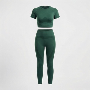 Ensemble de yoga deux pièces sans couture couleur personnalisée, haut court à manches courtes et legging long, vêtements de sport et fitness - Product Image 1