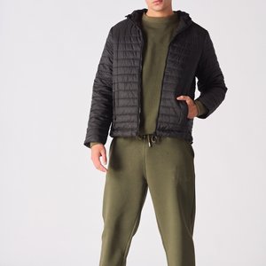Vestes personnalisées noires à capuche légères en polyester matelassé rembourré de duvet avec patch logo pour homme – Vente en gros - Product Image 6