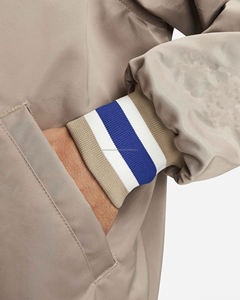 Chaqueta Universitaria de Béisbol de Alta Calidad 2025, Bordada, de Seda, al por Mayor, Personalizada, para Hombre y Mujer, Estilo Bomber, Satén - Product Image 2