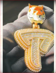 Colgante de Moissanita Cabeza de Tigre Chapado en Oro Rosa Estilo Hip Hop Certificado IGI Charm de Letra Bling para Collar - Product Image 3