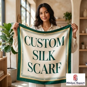 Écharpe carrée personnalisée imprimée sur mesure, effet soie, foulard de mode, châle, service de fabrication textile OEM ODM sous marque privée - Product Image 3