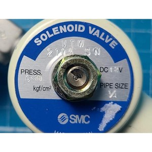 Válvula de Control de Flujo de Agua SMC VTW2105 VTW2105-SN, Usada, Piezas de Equipos Semiconductores Legacy - Product Image 2
