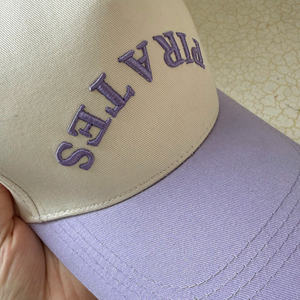 Casquette de baseball personnalisée en gros avec logo, unisexe, respirante, douce, en toile 5 panneaux, broderie 3D, bicolore unie, réglable, pour le sport et le golf - Product Image 6