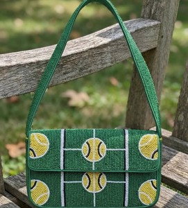 Bolso de hombro para mujer con cuentas verdes estilo cancha de tenis, diseño deportivo bordado, bolso de noche, accesorios de moda personalizados - Product Image 1